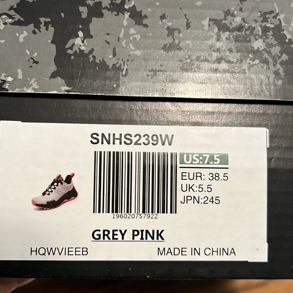 Brand New nortiV8 sneakers/hiking shoe size 7.5 - Picture 5 of 5